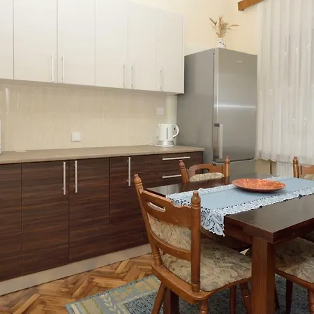 Apartman Vila Milica Kikinda Exterior photo